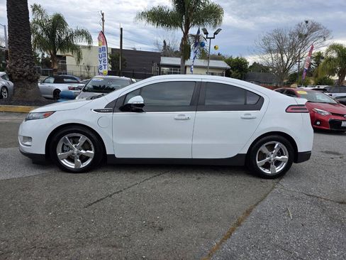 Used 2013 Chevrolet Volt Premium w/ Premium Trim Package image 3
