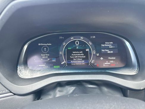 Used 2024 Toyota Venza Limited image 31