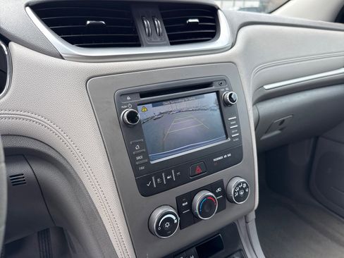 Used 2017 Chevrolet Traverse LS image 20