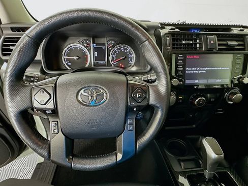 Used 2023 Toyota 4Runner TRD Off-Road Premium w/ Off Road Premium Plus Package AWD/4WD image 11