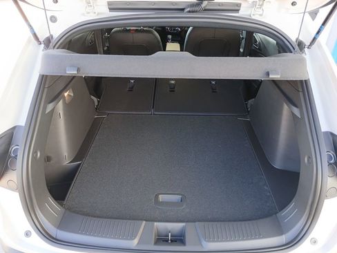 New 2026 Chevrolet Trax RS w/ Sunroof Package image 27