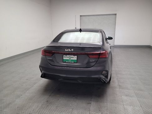 Used 2023 Kia Forte GT-Line FWD image 7
