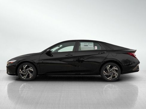New 2026 Hyundai Elantra Sport image 4