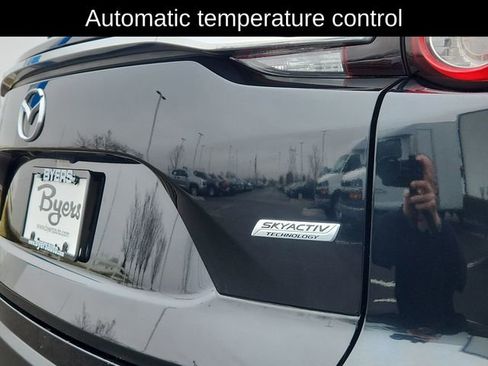 Used 2018 MAZDA CX-9 Touring w/ Touring Premium Package image 15