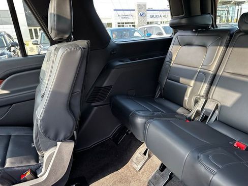 Used 2024 Lincoln Navigator Reserve AWD/4WD image 30