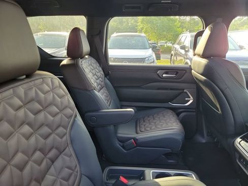 New 2026 Nissan Armada Platinum RWD image 29