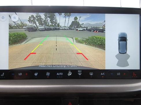 Certified 2025 Ford Escape SE FWD image 20
