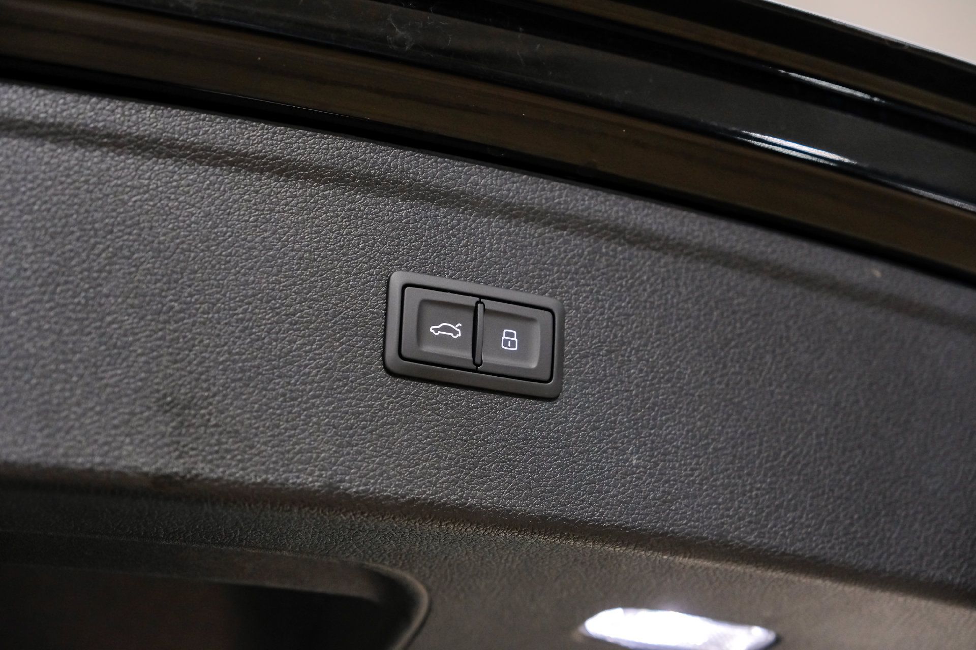 Used 2023 Audi Q5 2.0T Premium w/ Convenience Package AWD/4WD image 59