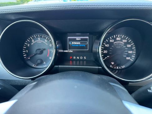 Used 2017 Ford Mustang GT Premium w/ Equipment Group 401A RWD image 37