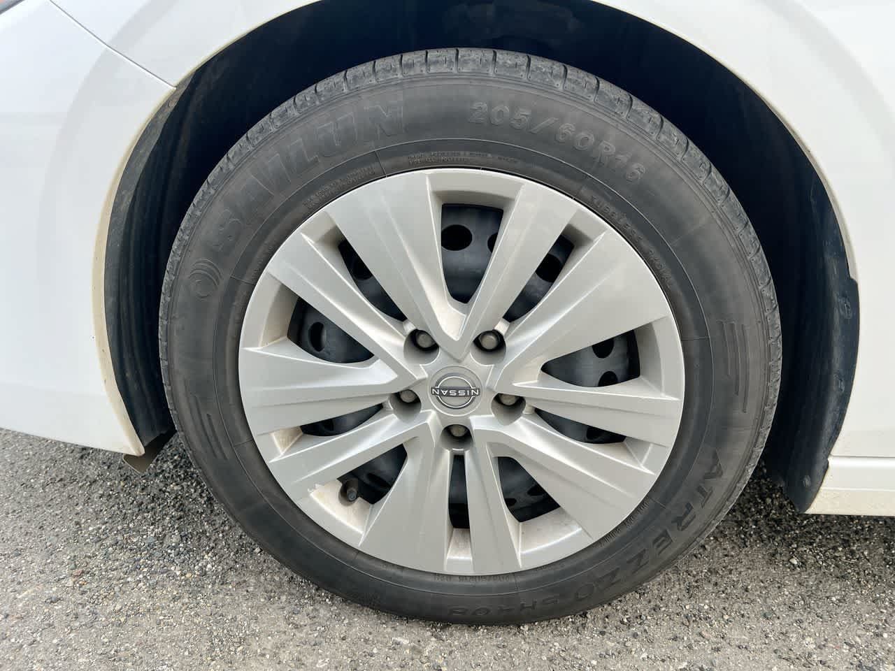 Used 2024 Nissan Sentra S FWD image 10
