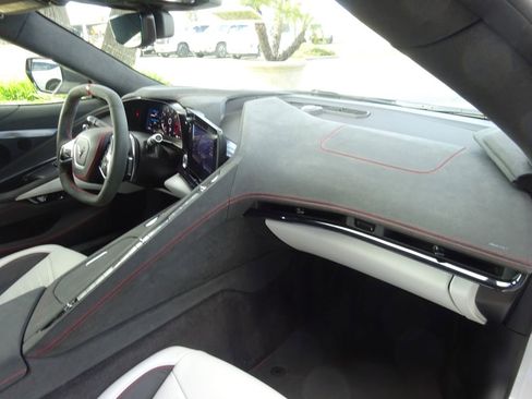 Certified 2023 Chevrolet Corvette Stingray Premium Cpe image 17