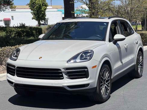Used 2020 Porsche Cayenne E-Hybrid AWD/4WD image 24