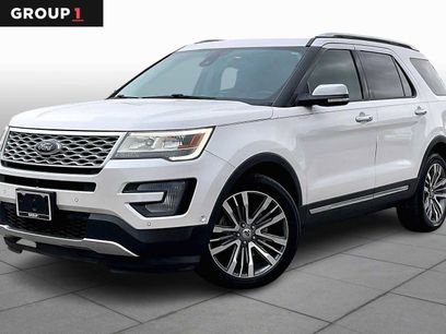 Used 2017 Ford Explorer Platinum