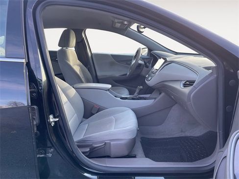 Used 2020 Chevrolet Malibu LS image 15