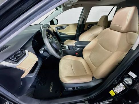 Certified 2023 Toyota RAV4 XLE w/ Convenience Package AWD/4WD image 12