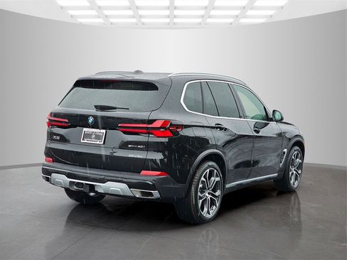 New 2026 BMW X5 sDrive40i w/ Climate Comfort Package image 6