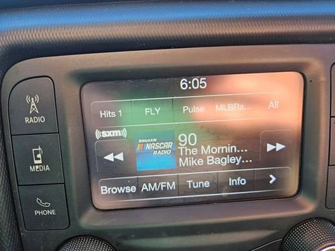 Used 2020 Jeep Wrangler Unlimited Sport image 19