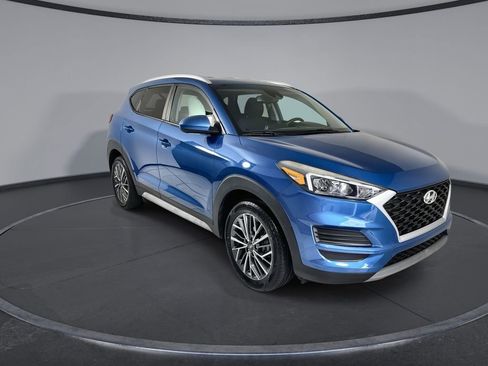 Used 2019 Hyundai Tucson SEL FWD image 2