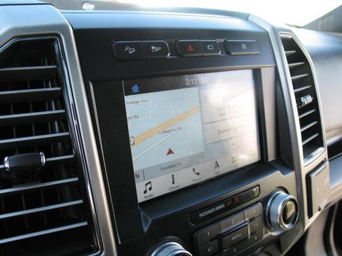 Used 2018 Ford F150 Platinum w/ Equipment Group 701A Luxury AWD/4WD image 45