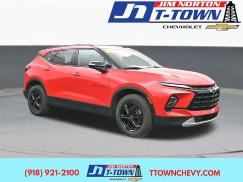 Used 2024 Chevrolet Blazer LT w/ Midnight/Sport Edition FWD image 1