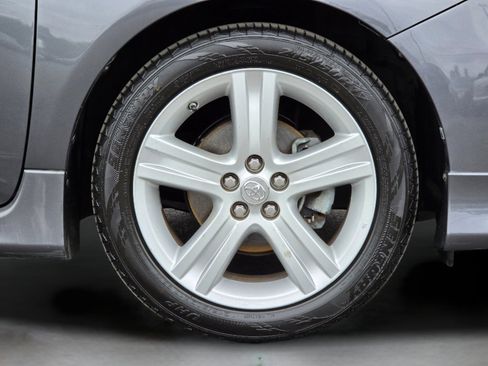 Used 2013 Toyota Corolla S w/ Premium Pkg FWD image 32