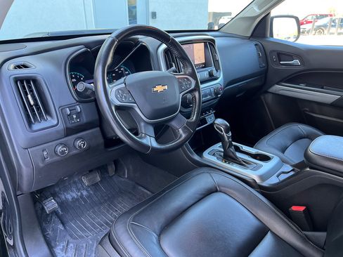 Used 2022 Chevrolet Colorado ZR2 w/ ZR2 Midnight Special Edition AWD/4WD image 13