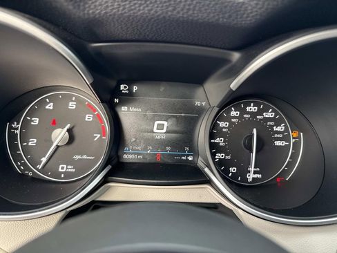 Used 2020 Alfa Romeo Stelvio Ti Sport w/ Quick Order Package 22S Sport image 39