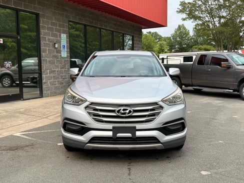 Used 2017 Hyundai Santa Fe Sport FWD image 5