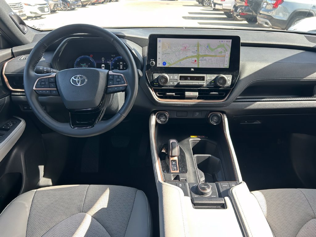 Certified 2026 Toyota Grand Highlander AWD Hybrid image 18