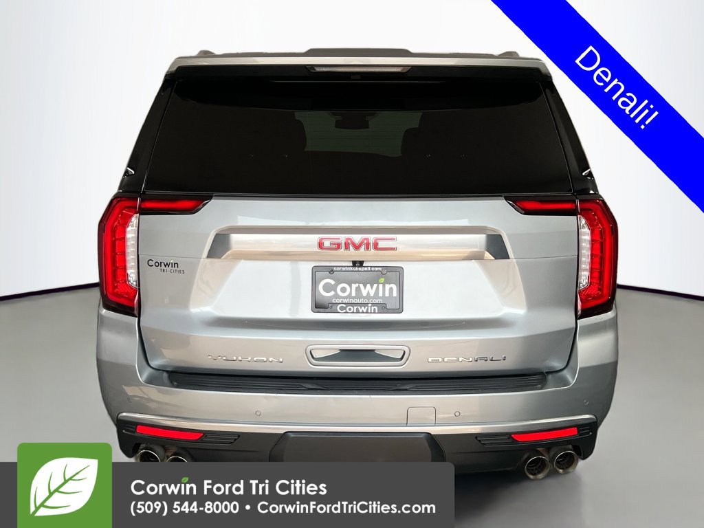 Used 2024 GMC Yukon XL Denali AWD/4WD image 14