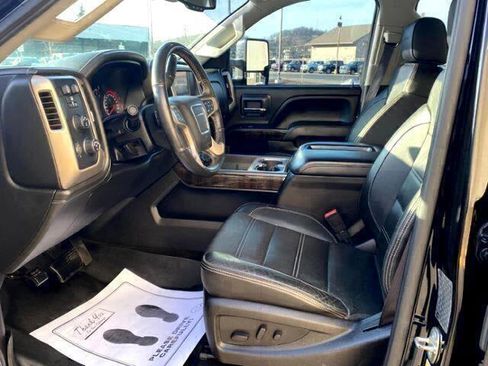 Used 2015 GMC Sierra 3500 Denali w/ Duramax Plus Package image 7