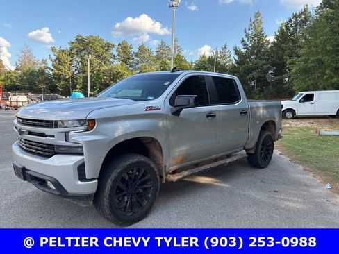 Used 2021 Chevrolet Silverado 1500 RST AWD/4WD image 3