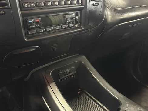 Used 2003 Ford F150 Harley-Davidson RWD image 16