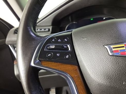 Used 2019 Cadillac Escalade Luxury AWD/4WD image 24