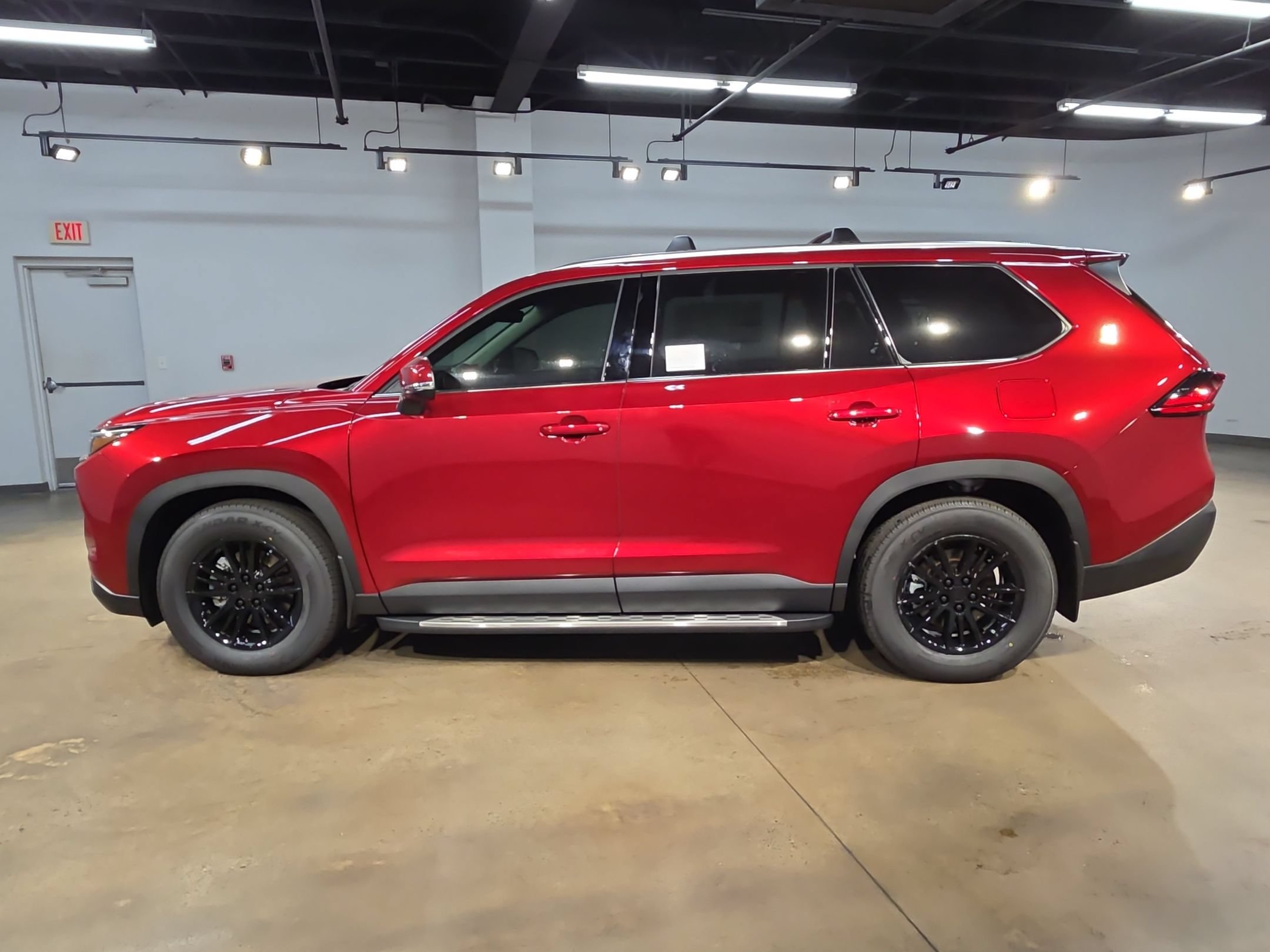 New 2026 Toyota Grand Highlander XLE FWD image 4