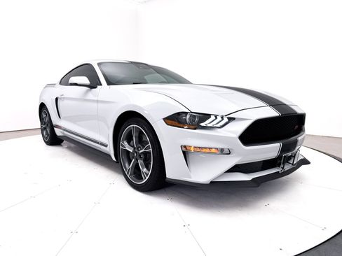 Used 2022 Ford Mustang GT Premium w/ Equipment Group 401A RWD image 14