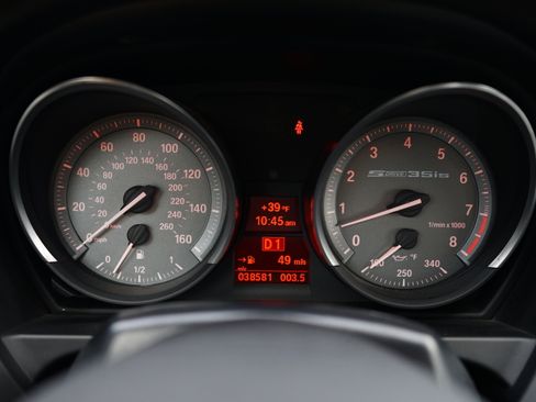 Used 2011 BMW Z4 sDrive35is image 34