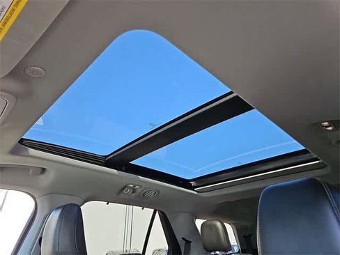 Used 2020 Ford Explorer Limited w/ Class III Trailer Tow Package image 25