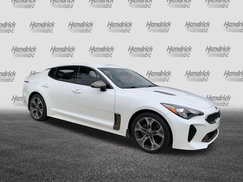 Used 2021 Kia Stinger GT-Line RWD image 2