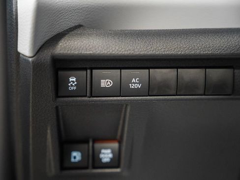 New 2026 Toyota Sienna XLE FWD image 42