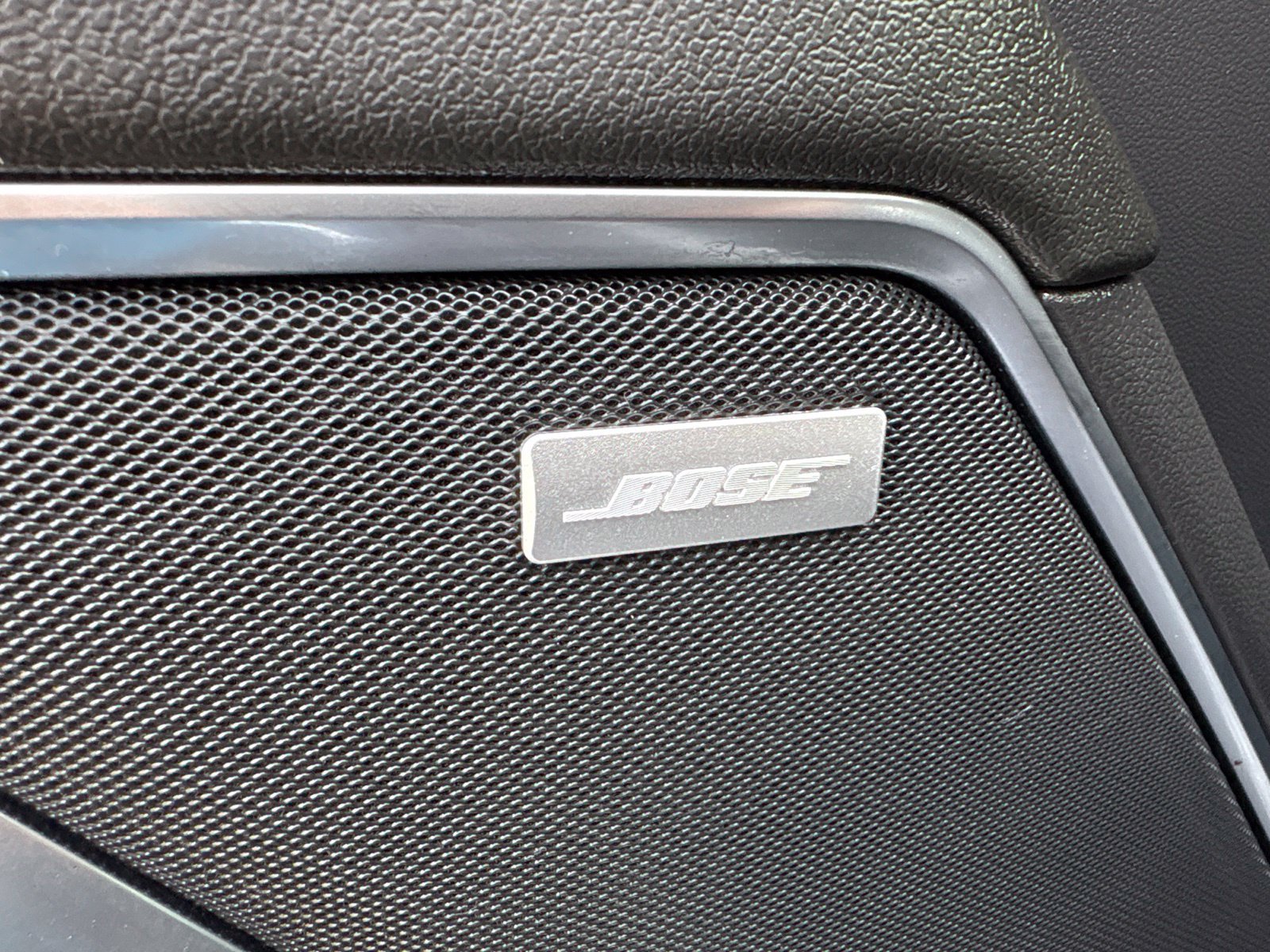 Used 2024 Chevrolet Silverado 1500 LTZ w/ LTZ Convenience Package II AWD/4WD image 13