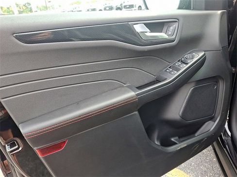 New 2026 Ford Escape ST-Line w/ Tech Pack #1 image 9