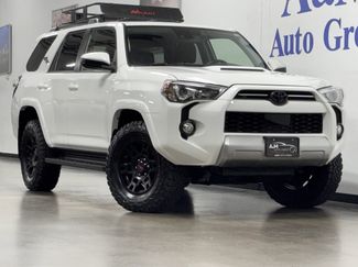 Used 2020 Toyota 4Runner 4WD image 1