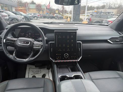 Used 2024 GMC Acadia AT4 image 14