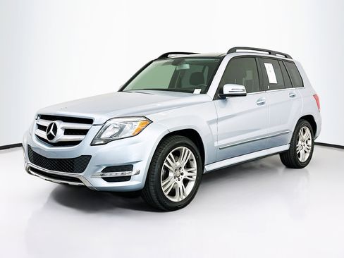 Used 2013 Mercedes-Benz GLK 350 4MATIC image 3
