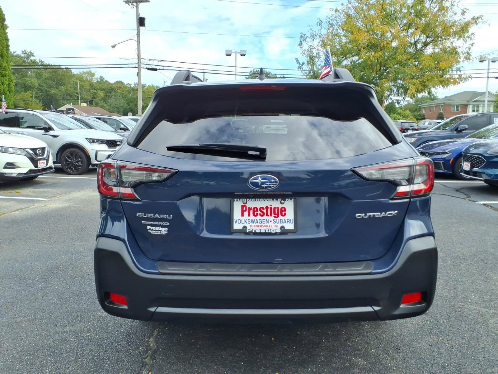 Certified 2024 Subaru Outback Premium w/ Popular Package #1A AWD/4WD image 3