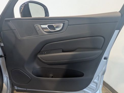 Used 2023 Volvo XC60 B5 Plus w/ Protection Package Premier image 32