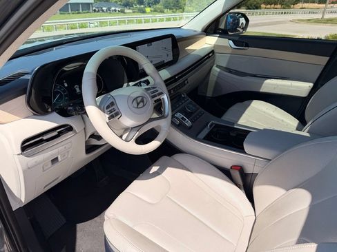 Used 2024 Hyundai Palisade Limited AWD/4WD image 29