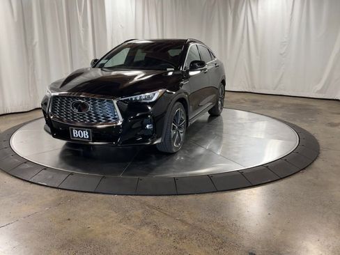 Certified 2025 INFINITI QX55 Essential image 4