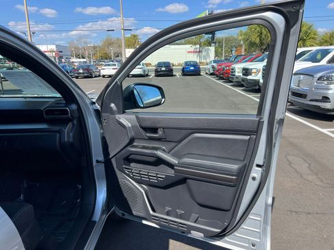 Used 2025 Toyota 4Runner SR5 image 53